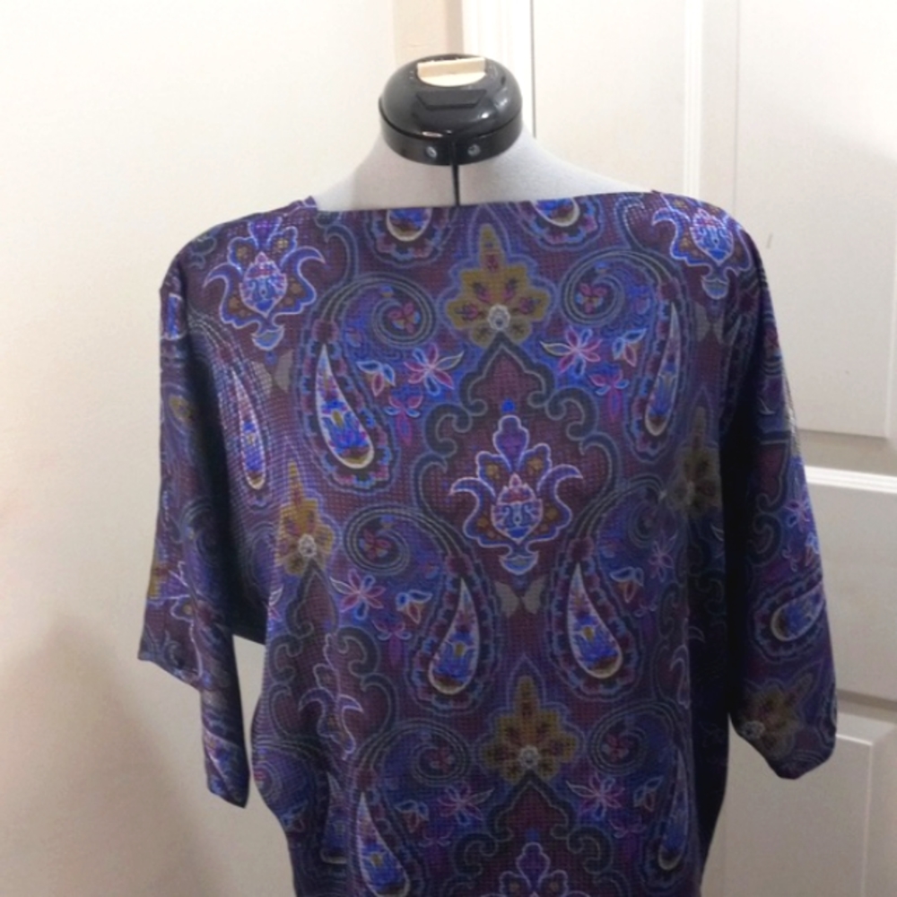 Halston111 by J L Blue Pasley Floral Tunic Top Size 8